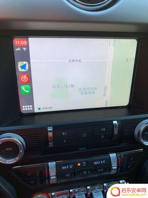 手机中控屏如何连接导航 手机高德导航如何连接到汽车显示屏上