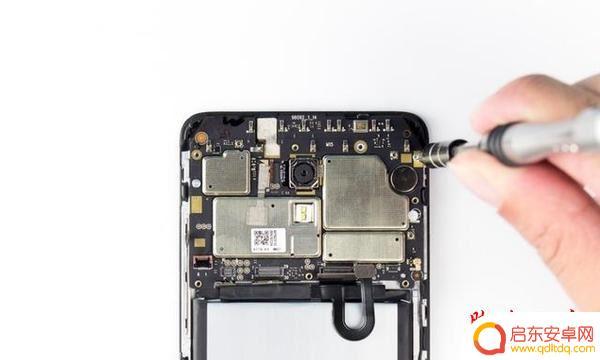魅蓝5手机怎么拆 魅蓝note5拆解过程图文指南