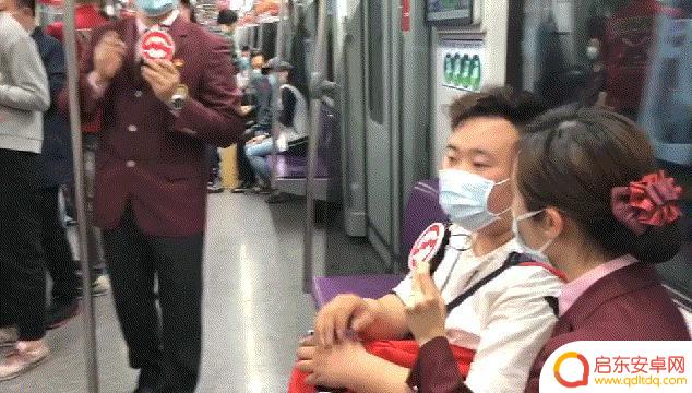 抖音地铁上车直播(抖音地铁上车直播是真的吗)