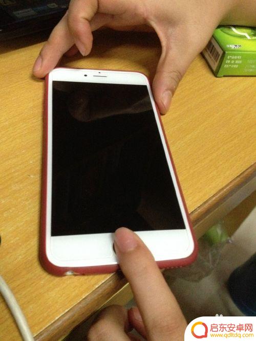 苹果6手机卡屏怎么解决 苹果6plus卡屏黑屏怎么办