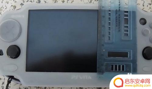 如何自己做手机游戏支架 视频全过程3D全息投影金字塔制作步骤