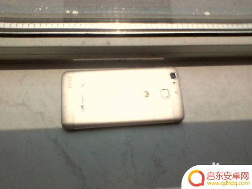 一体手机泡水了怎么办 华为一体机手机进水修理方法
