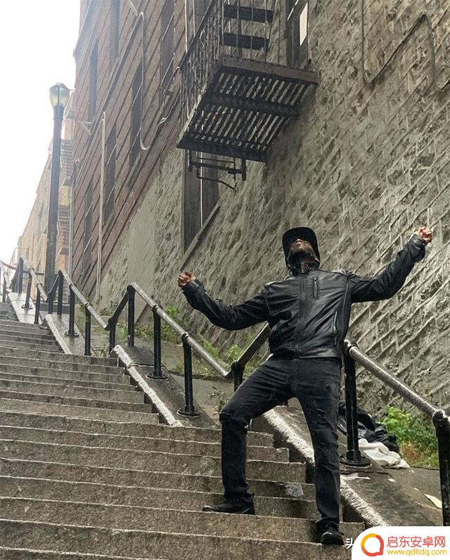 抖音网红小丑舞蹈(抖音网红小丑舞蹈视频)