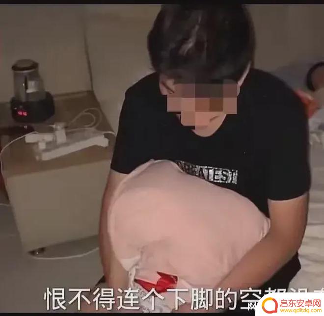 手机怎么开空调睡觉 河南婆婆不舍得开空调