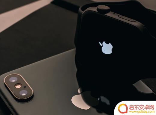 苹果手机充电就开机怎么关闭 iPhone 11 关机充电步骤