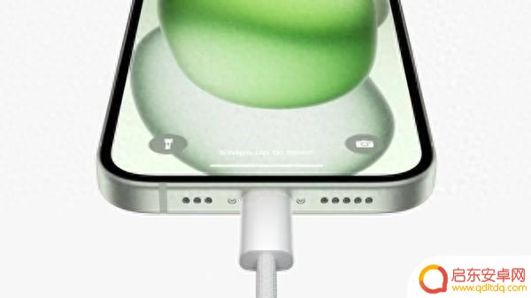 史诗级进步！iPhone 15系列USB-C接口和安卓彻底互通
