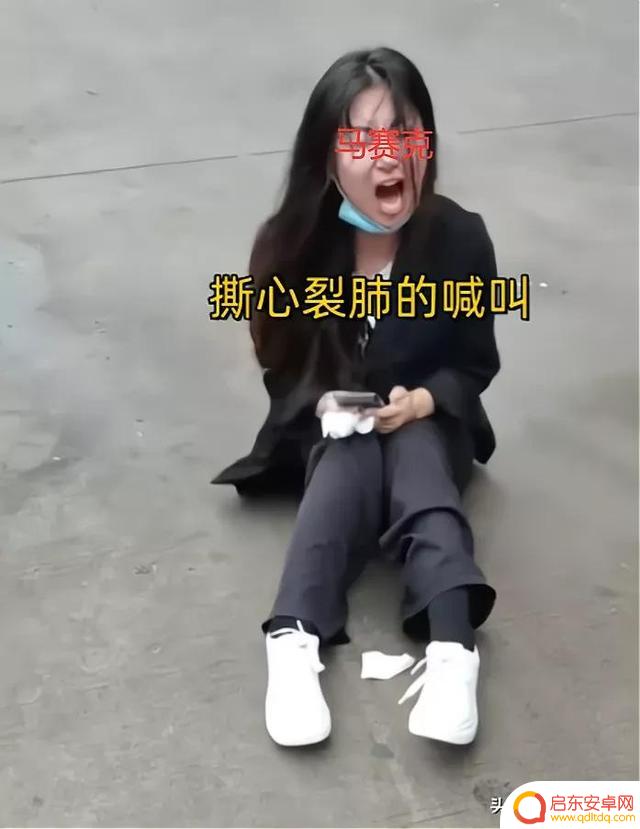 抖音路人唱歌撕心裂肺(抖音路人唱歌撕心裂肺是真的吗)