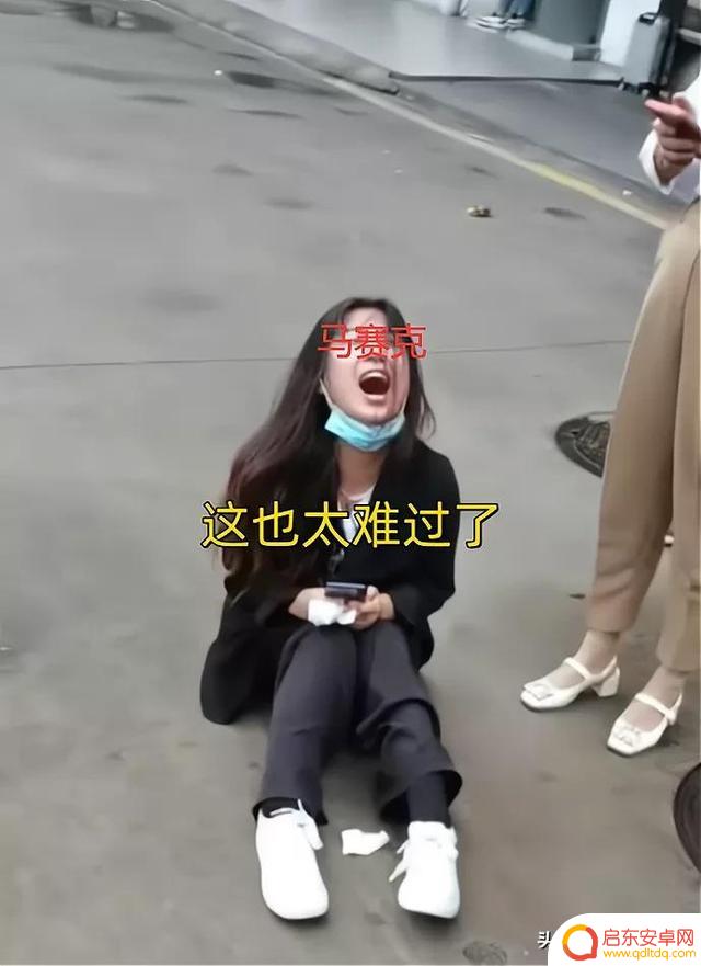 抖音路人唱歌撕心裂肺(抖音路人唱歌撕心裂肺是真的吗)