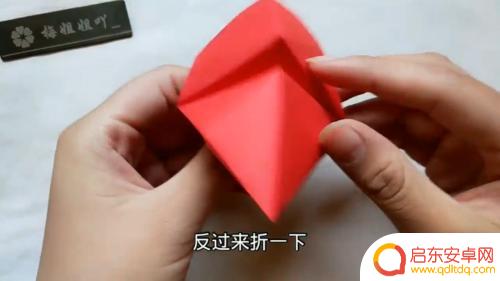 女孩如何自制手机支架简单 简易手工折纸手机支架制作方法