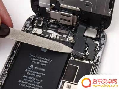 苹果手机的后壳怎么打开 如何打开iPhone后盖