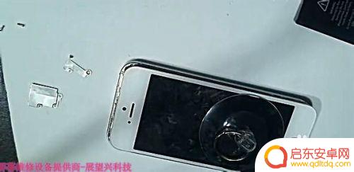 苹果六手机屏幕怎么拆 苹果6换屏幕步骤图文教程