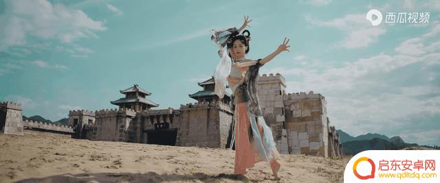 花好月圆抖音舞蹈(花好月圆抖音舞蹈版谁唱的)