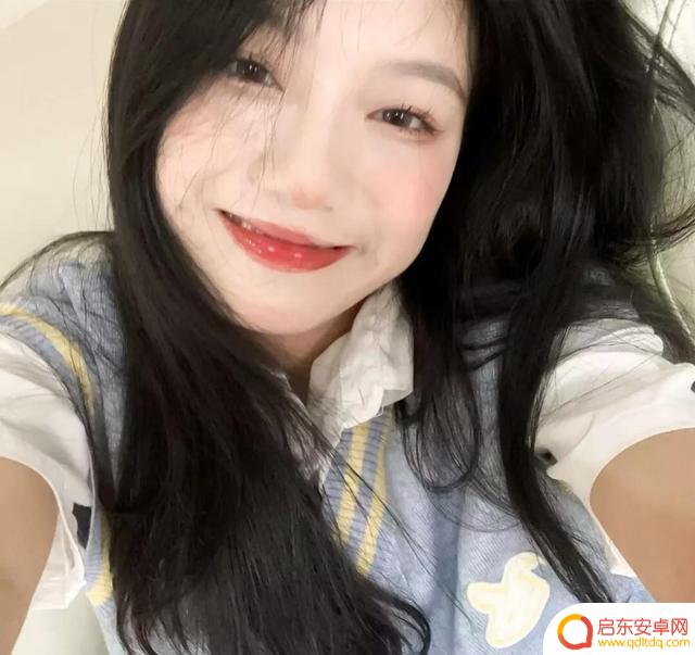抖音操场拍照文案搞笑(操场拍照的文案)