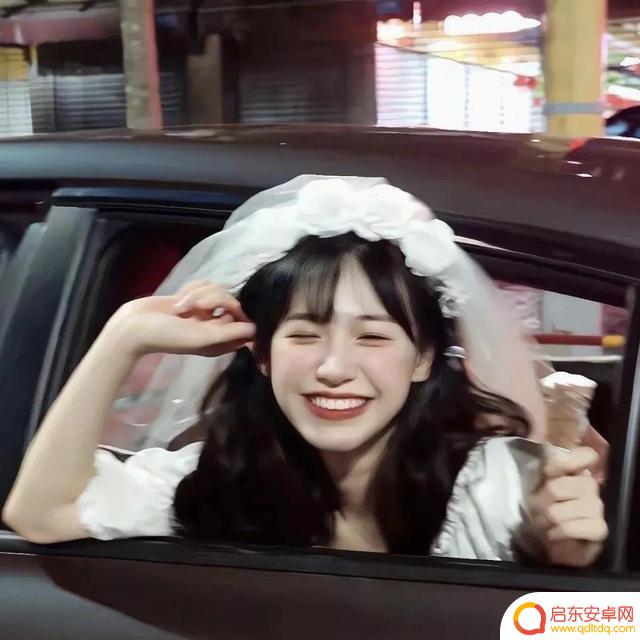 抖音操场拍照文案搞笑(操场拍照的文案)