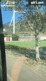 凉山旅游抖音文案(凉山旅游抖音文案搞笑)