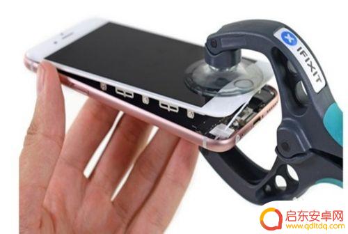 苹果7手机怎么换总成 苹果iphone 7拆机换屏注意事项