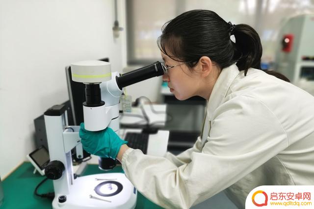 手机门禁如何添加指纹 俗话一斗穷二斗富的科学解析