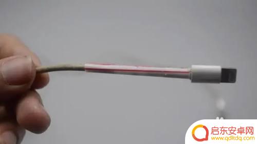 手机充电线怎么修? 充电器线裂开怎么修