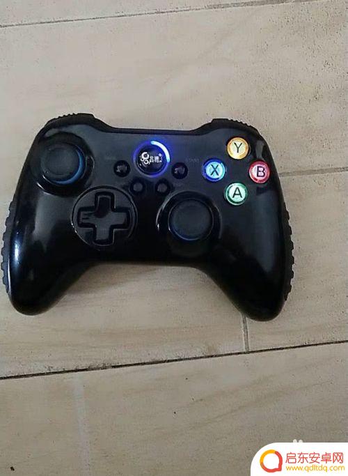 1up游戏手柄怎么连接手机 蓝牙手柄如何连接手机