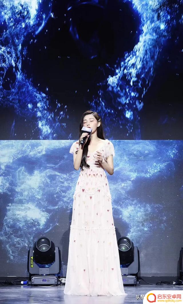 抖音小小离过婚吗(抖音小小离过婚吗是真的吗)