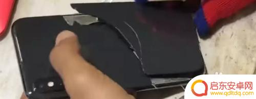 苹果手机玻璃盖怎么取 iPhoneX换后盖玻璃费用
