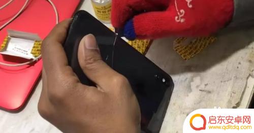 苹果手机玻璃盖怎么取 iPhoneX换后盖玻璃费用