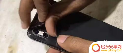 苹果手机玻璃盖怎么取 iPhoneX换后盖玻璃费用