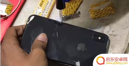 苹果手机玻璃盖怎么取 iPhoneX换后盖玻璃费用