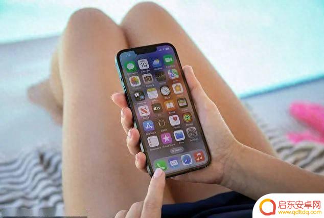 iPhone15系列惊艳抢先曝光，iPhone 14沦为百元机提前砸场致敬