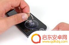 如何安全撬开手机 手机壳怎么打开