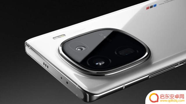 再见了,苹果iPhone15!国产三大品牌旗舰机上市遭抢购:太香了