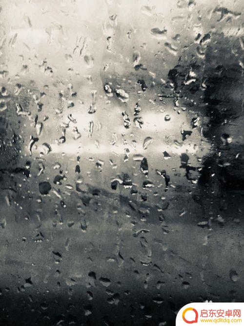 安卓手机拍摄雨景怎么设置 手机怎么拍摄雨滴的技巧
