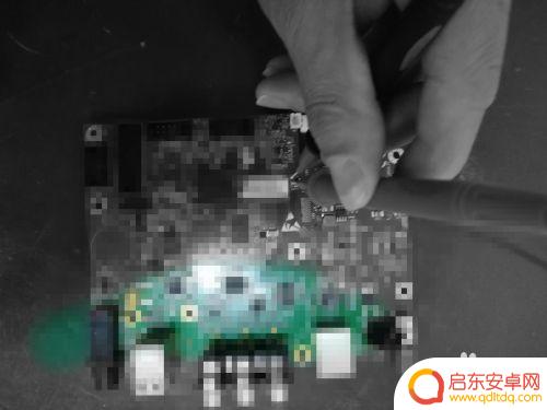 如何用手机测电阻 用万用表测电阻阻值的方法和原理