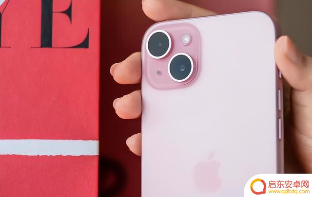 苹果15值不值得购买？iPhone15深度体验评测