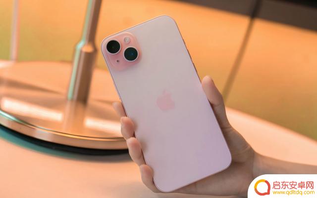 苹果15值不值得购买？iPhone15深度体验评测