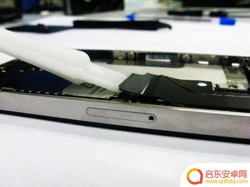 苹果4s怎么换手机屏 iphone4s液晶屏幕更换教程