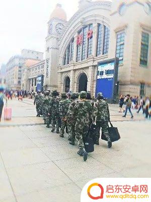 潇洒女兵 抖音文案(潇洒女兵抖音文案怎么写)