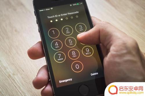 苹果手机黑客怎么解锁 iPhone ID锁被恶意锁定怎么解决