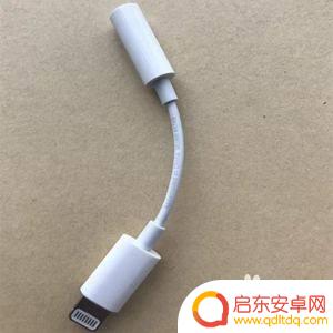 苹果手机怎么用插线耳机 苹果有线耳机如何连接到iPhone手机