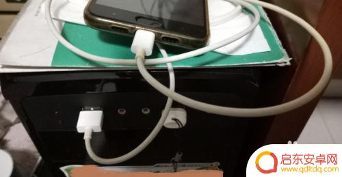 传输手机的数据线 USB数据线如何传输手机文件到电脑