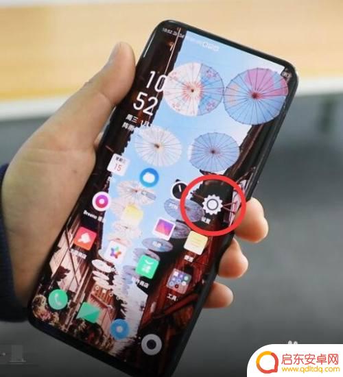 oppo手机如何连接电视投屏 oppo手机如何通过无线投屏功能将手机屏幕投影到电视上