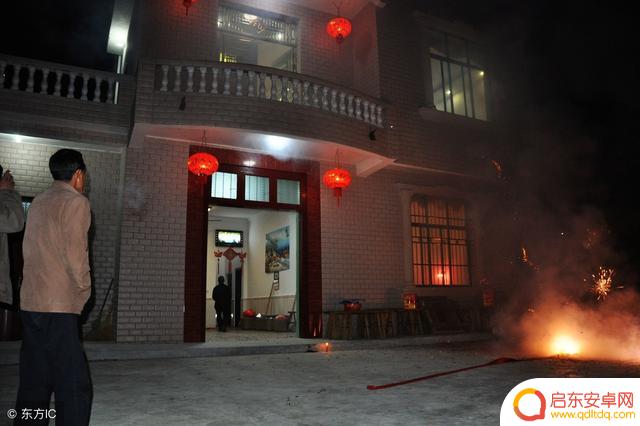搬家进门仪式抖音(搬家进门仪式抖音怎么拍)