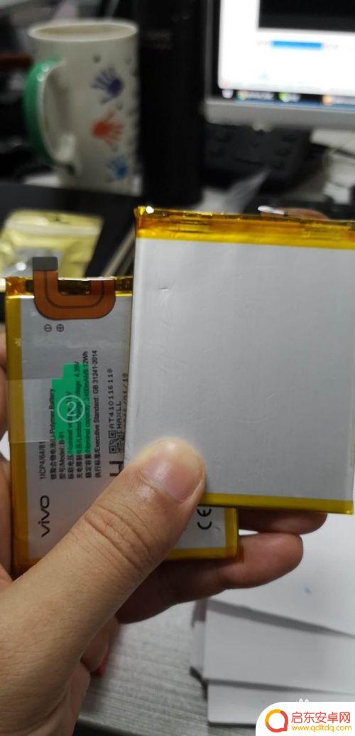 vivo手机怎么下电池 Vivo手机拆机换电池注意事项