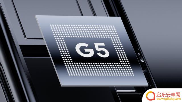 Google Pixel 10 评测综述:AI 功能强大,能称之为AI手机吗?