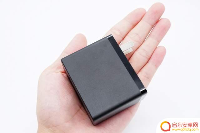 努比亚手机如何充电快 努比亚80W单C充电器使用体验评测