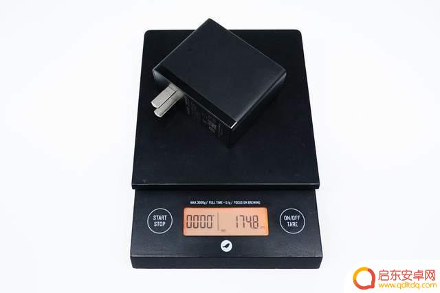 努比亚手机如何充电快 努比亚80W单C充电器使用体验评测