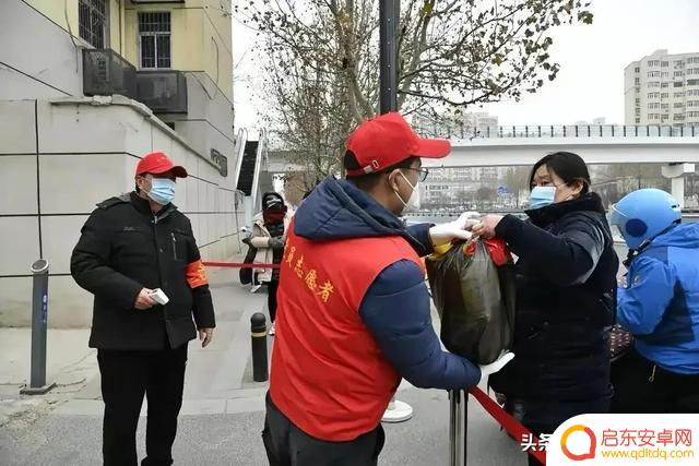 抖音加油武汉背景(抖音武汉加油的背景音乐)