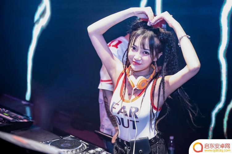 抖音哪个电音最火女生(抖音哪个电音最火女生唱的)