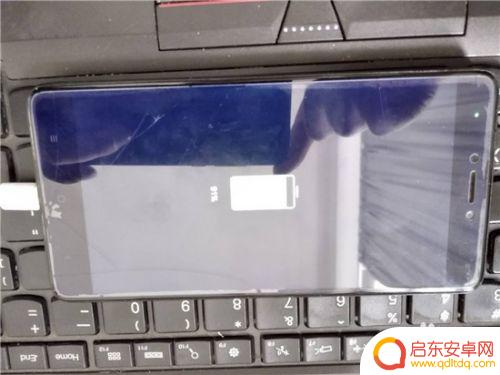 手机断电后无法开机是怎么回事? 手机突然无法开机闪屏怎么办