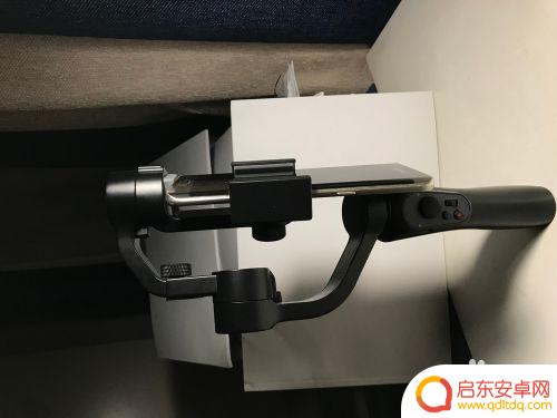 华为手机稳定器怎么使用 手机手持稳定器如何保持平衡